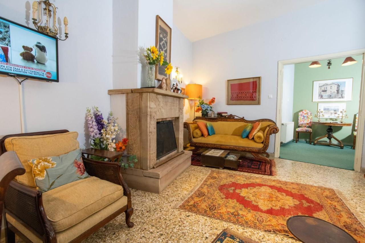 Marina'S Bright Getaway - Nafplio Center House Appartement Buitenkant foto