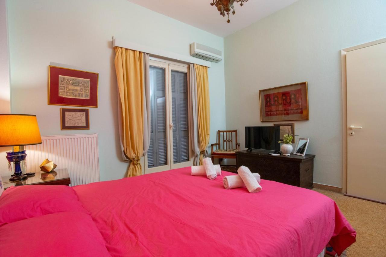 Marina'S Bright Getaway - Nafplio Center House Appartement Buitenkant foto