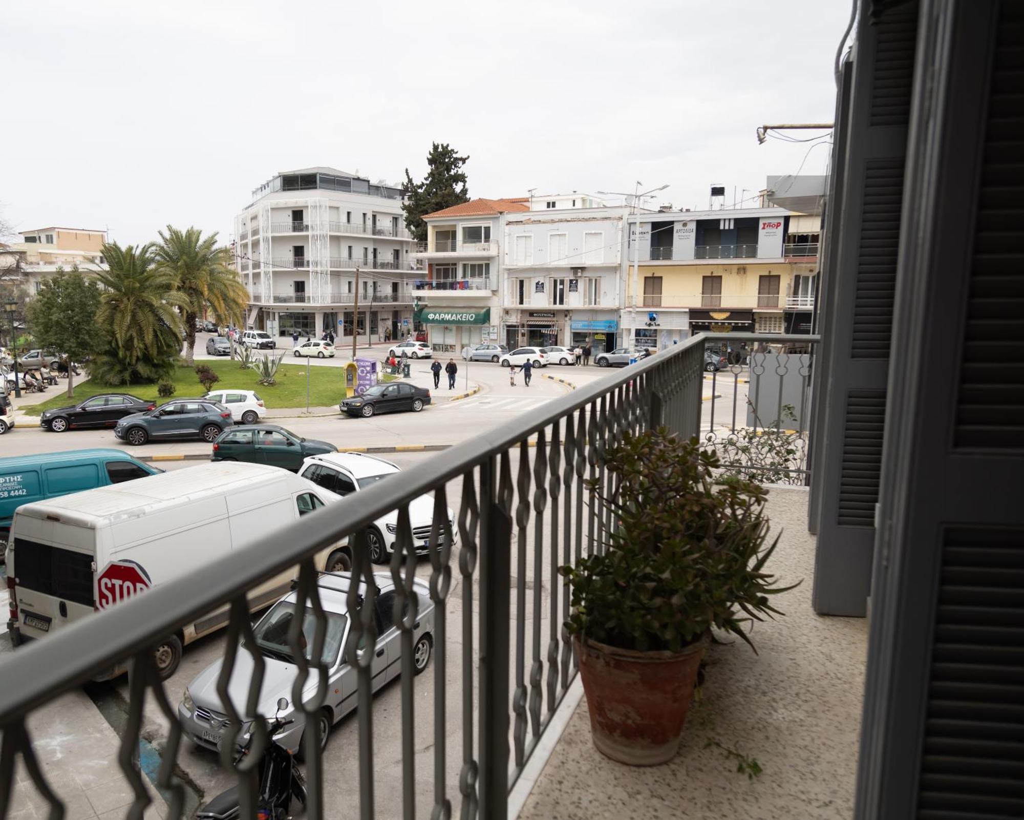 Marina'S Bright Getaway - Nafplio Center House Appartement Buitenkant foto